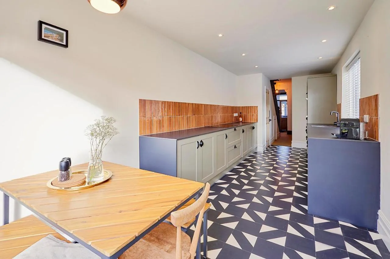 Host & Stay - Bath Street Saltburn-by-the-Sea 0*,